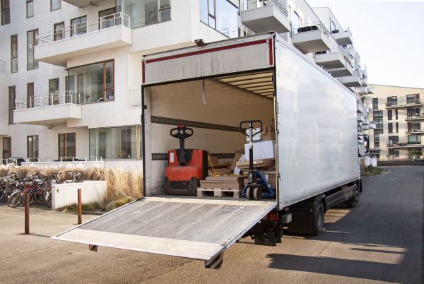 Commercial Moving Service